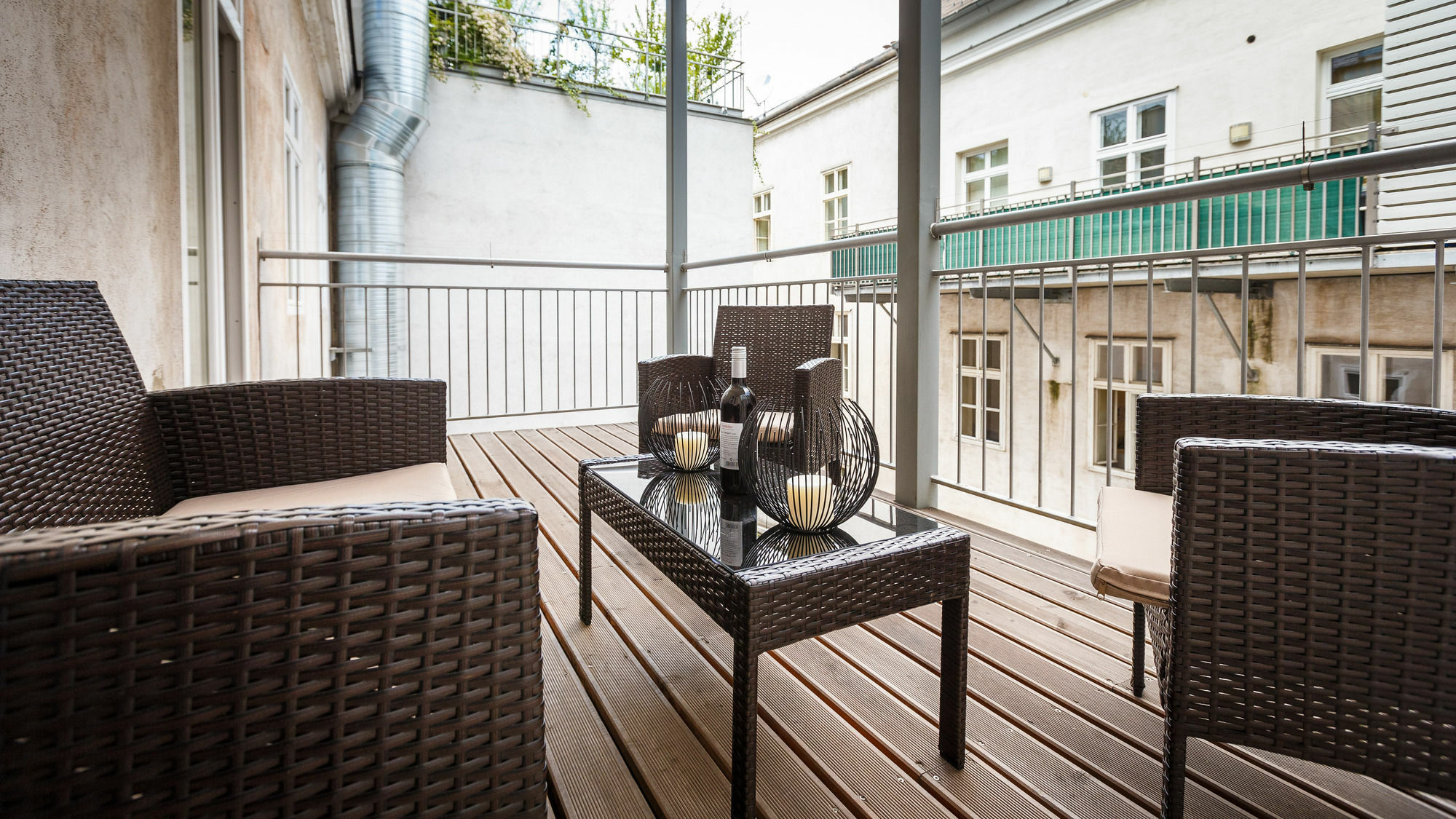 Operngasse Premium in "Your Vienna" Appartement Buitenkant foto